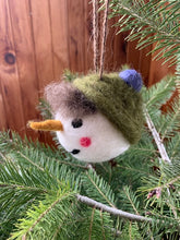 Load image into Gallery viewer, Snowman Ornament - Kimber Valley Farms
